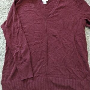 Old Navy Women's V-Neck Maroon Sweater